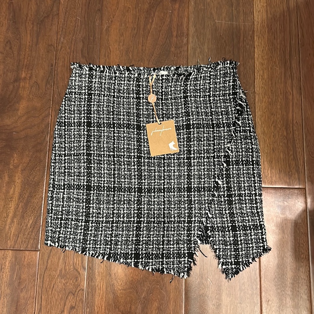 Tweed skirt